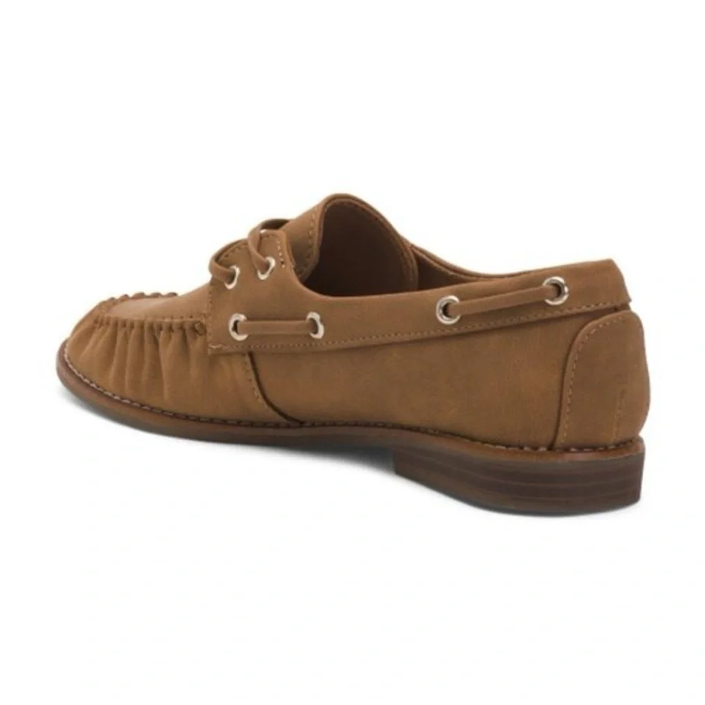 Tommy Bahama Women's Nahara Leather Moccasin Boat Flat Loafers in Brown Size 8
